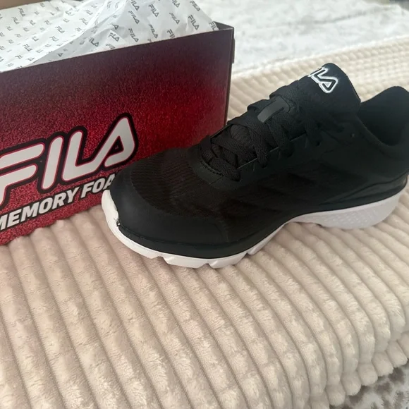 Fila Women's Black and White Athletic Shoes - Picture 1 of 16